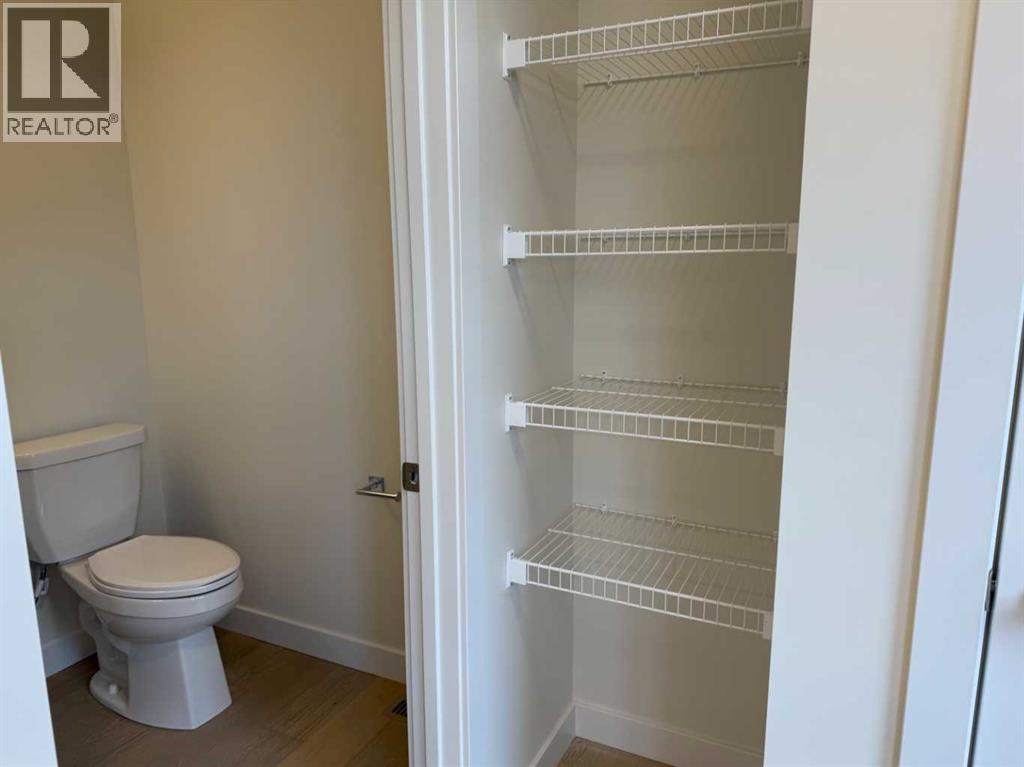 334 Sundown Road, Cochrane, Alberta  T4C 3H2 - Photo 19 - A2265343