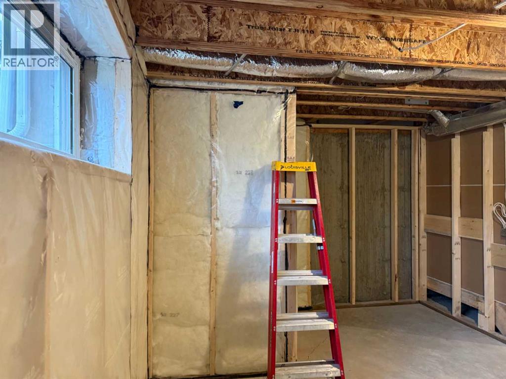 334 Sundown Road, Cochrane, Alberta  T4C 3H2 - Photo 46 - A2265343