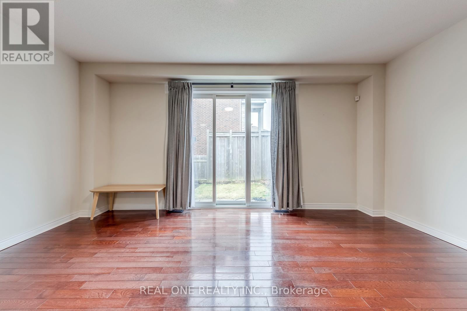 2319 Stone Glen Crescent, Oakville, Ontario  L6M 0C9 - Photo 17 - W12962384