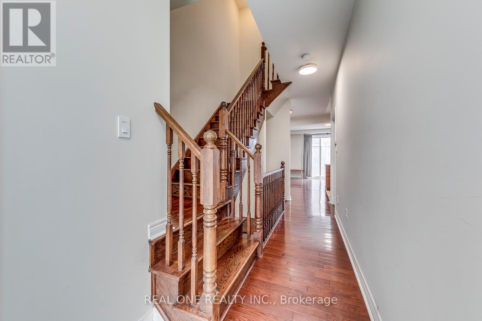 2319 Stone Glen Crescent, Oakville, Ontario  L6M 0C9 - Photo 23 - W12962384