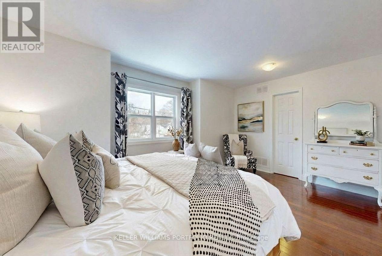 49 Dolphin Drive, Toronto, Ontario  M1L 1N5 - Photo 9 - E12922960