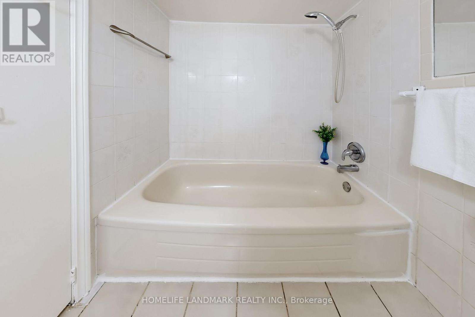 5235 Astwell Avenue, Mississauga, Ontario  L5R 3H8 - Photo 45 - W12959040