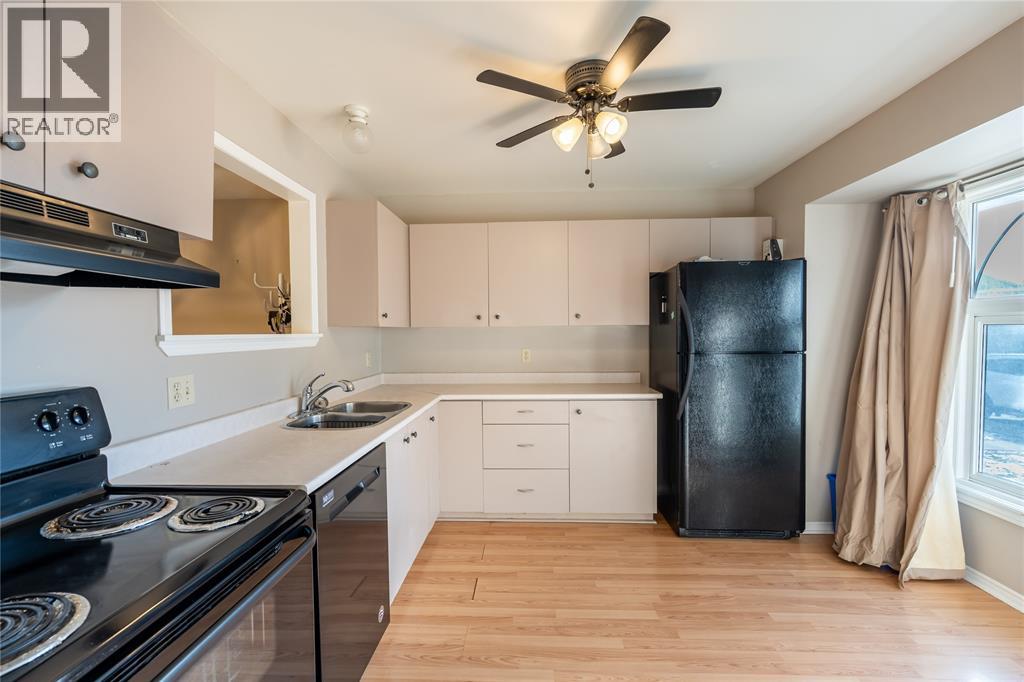 27 York Crescent Unit# 74, Sarnia, Ontario  N7S 6H9 - Photo 4 - 25031413