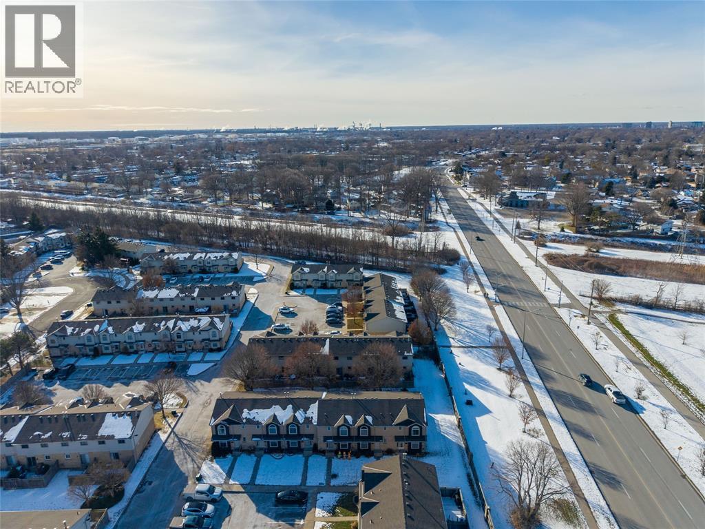 27 York Crescent Unit# 74, Sarnia, Ontario  N7S 6H9 - Photo 33 - 25031413