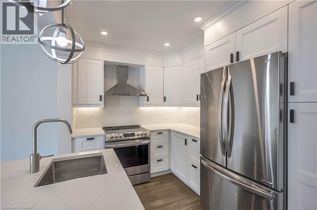 76 Blue Sky Trail, Waterdown, Ontario  L8B 0X6 - Photo 7 - 40811821