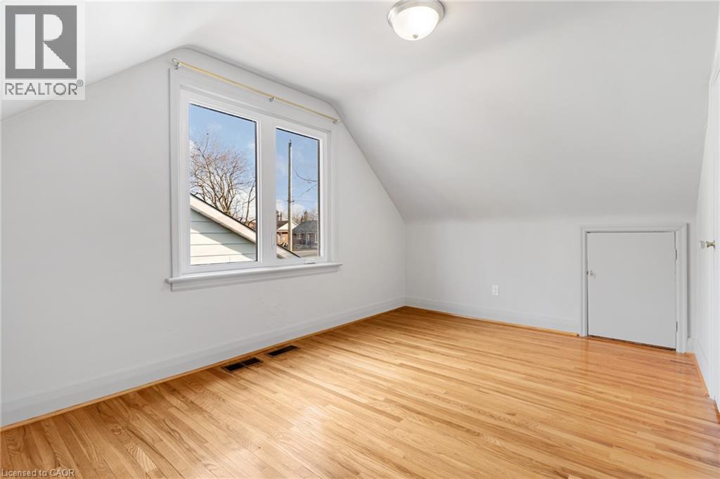 52 Dover Street, Waterloo, Ontario  N2J 1Z1 - Photo 18 - 40812009