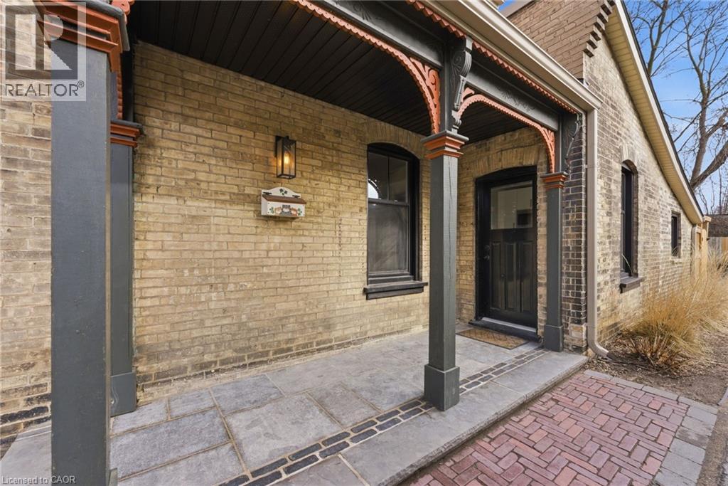 209 William Street, Brantford, Ontario  N3T 3L6 - Photo 3 - 40813783