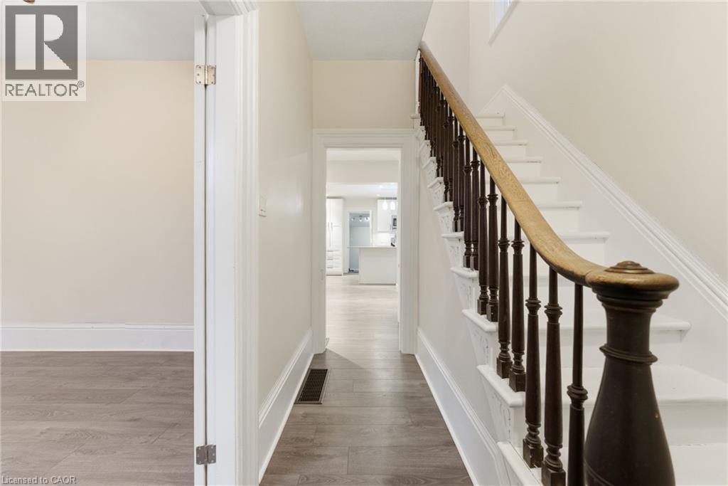 209 William Street, Brantford, Ontario  N3T 3L6 - Photo 15 - 40813783