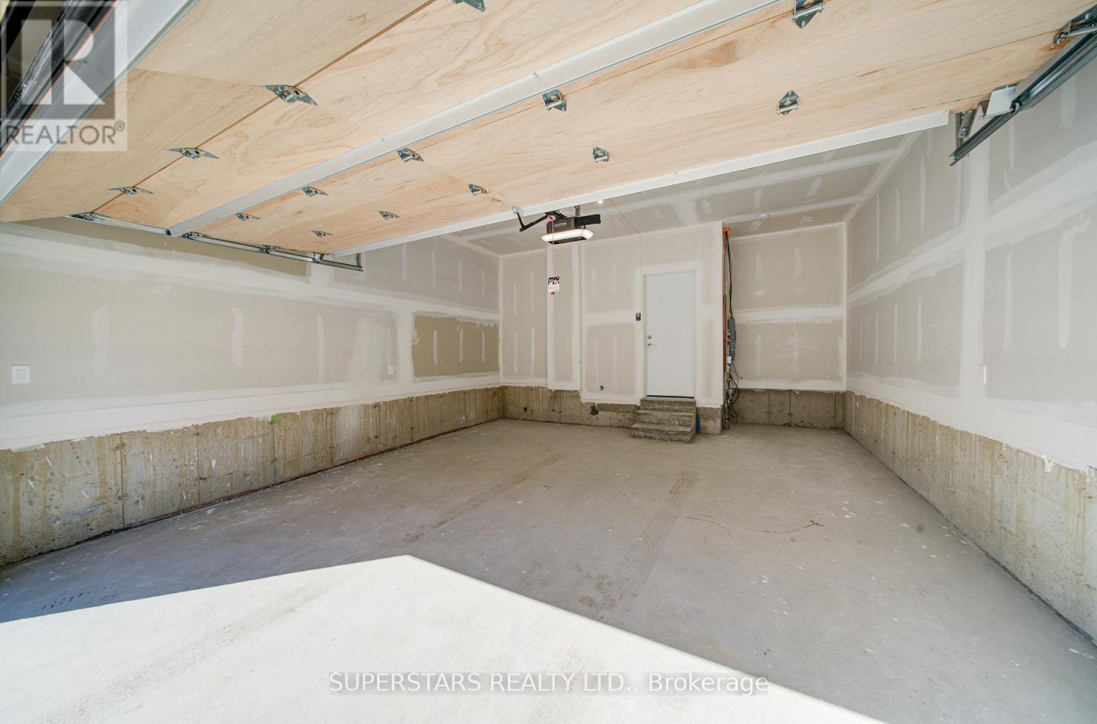 12 Chapple Lane, Richmond Hill, Ontario  L4B 0J4 - Photo 41 - N12883440