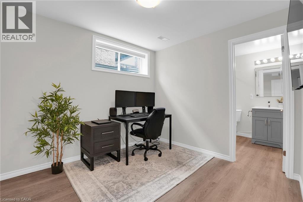 31 Townsend Drive Unit# 66, Breslau, Ontario  N0B 1M0 - Photo 32 - 40814030