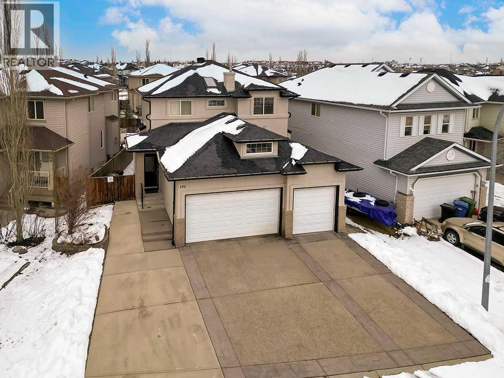 195 Royal Birkdale Crescent NW, Calgary, Alberta