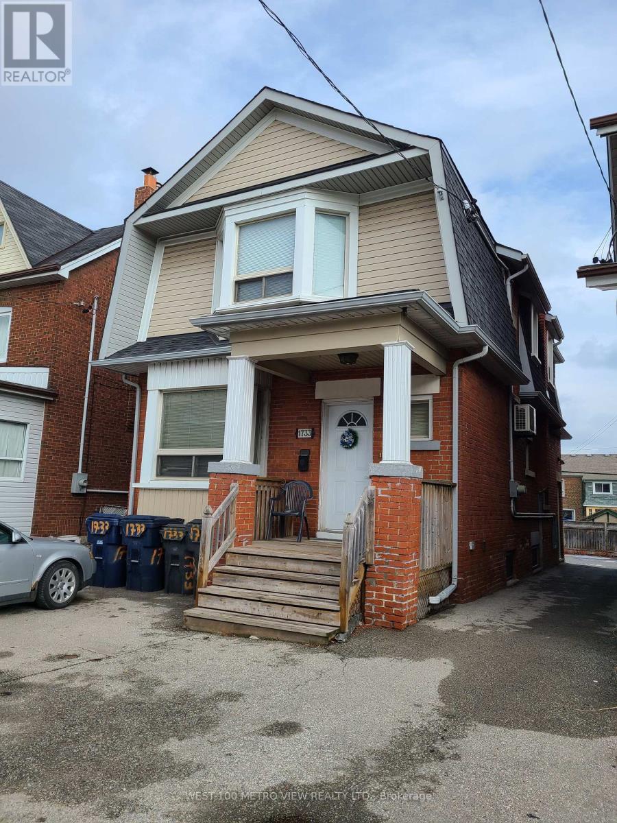 1733 DUFFERIN STREET, Toronto, Ontario