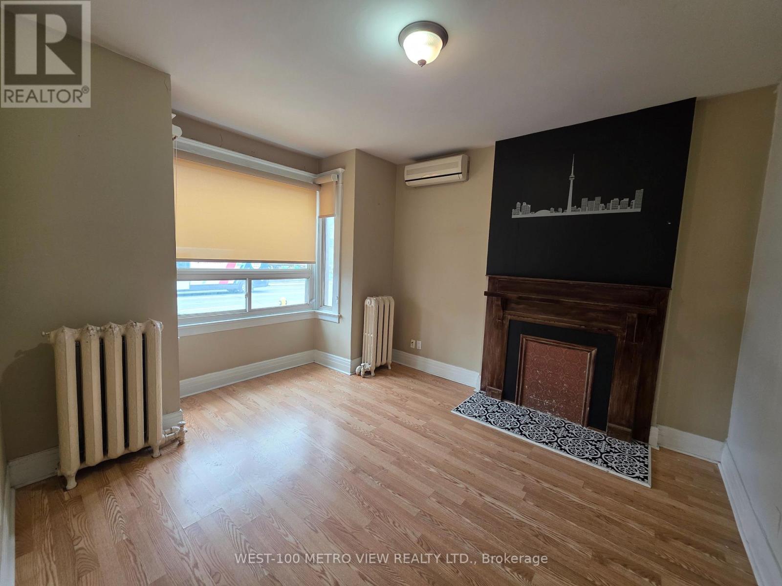 1733 Dufferin Street, Toronto, Ontario  M6E 3N9 - Photo 2 - C12962412