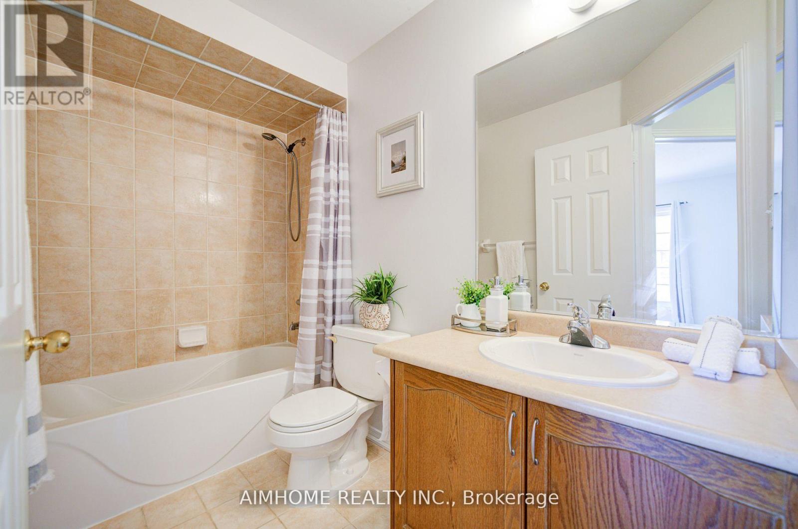 27 Warrington Way, Markham, Ontario  L6C 0B9 - Photo 26 - N12962400