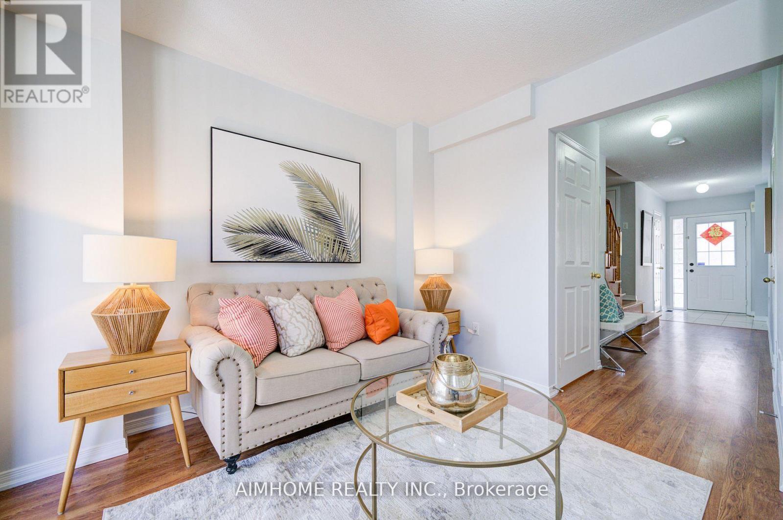 27 Warrington Way, Markham, Ontario  L6C 0B9 - Photo 6 - N12962400