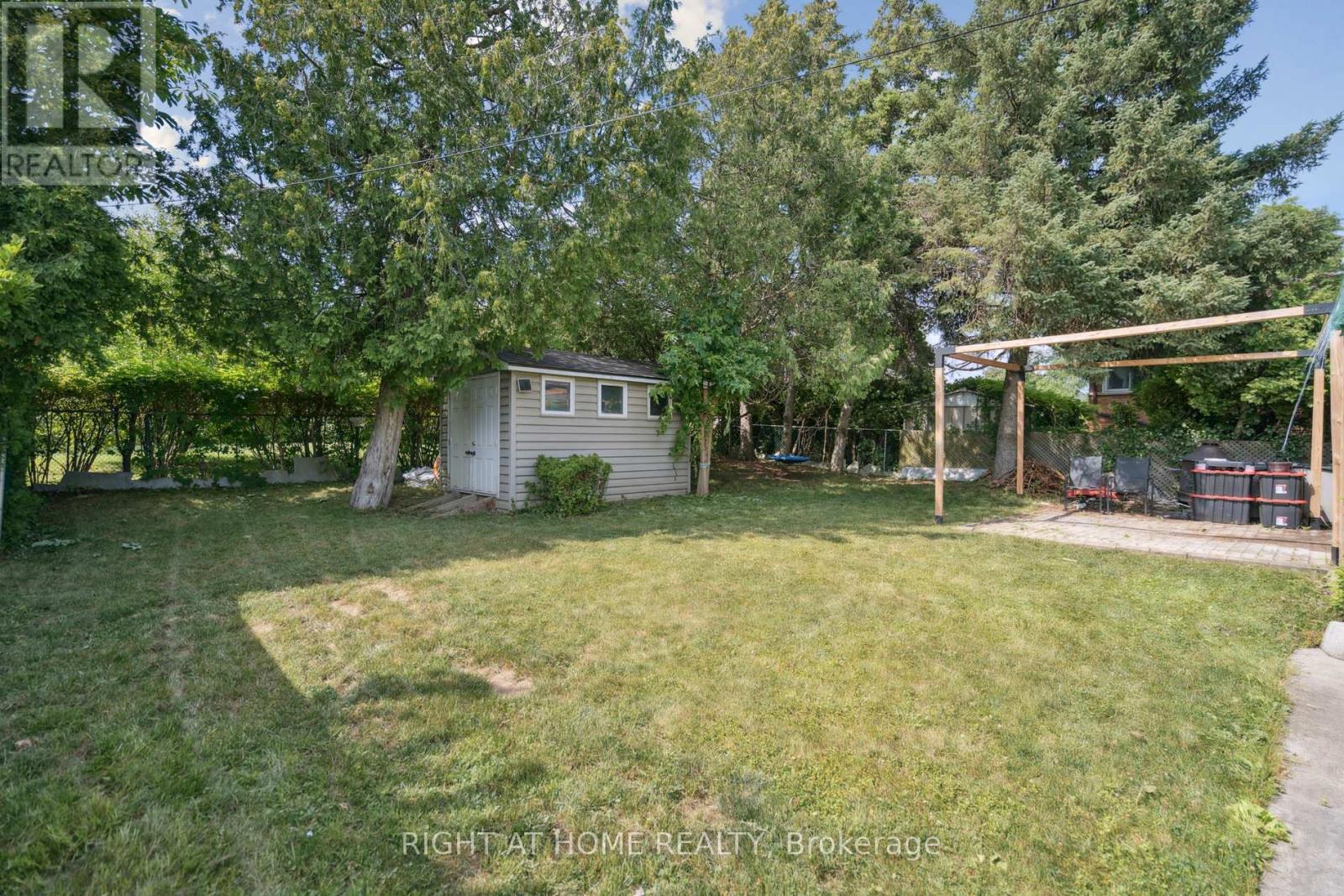 2343 Mountainside Drive, Burlington, Ontario  L7P 1C1 - Photo 38 - W12962410