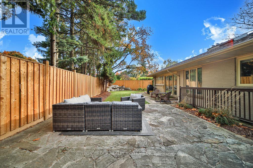 3 Twyford Court, Toronto, Ontario  M9A 1W7 - Photo 45 - W12962414