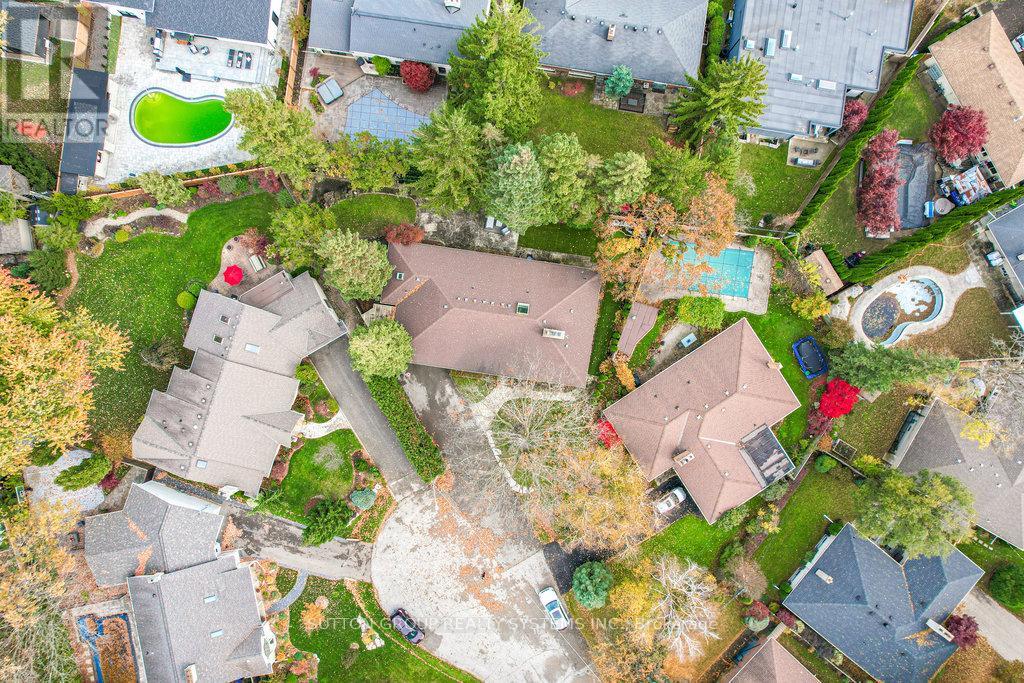 3 Twyford Court, Toronto, Ontario  M9A 1W7 - Photo 46 - W12962414