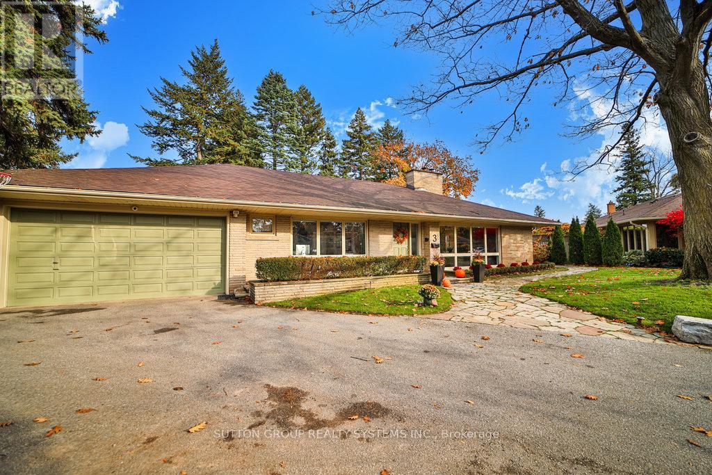 3 Twyford Court, Toronto, Ontario  M9A 1W7 - Photo 47 - W12962414