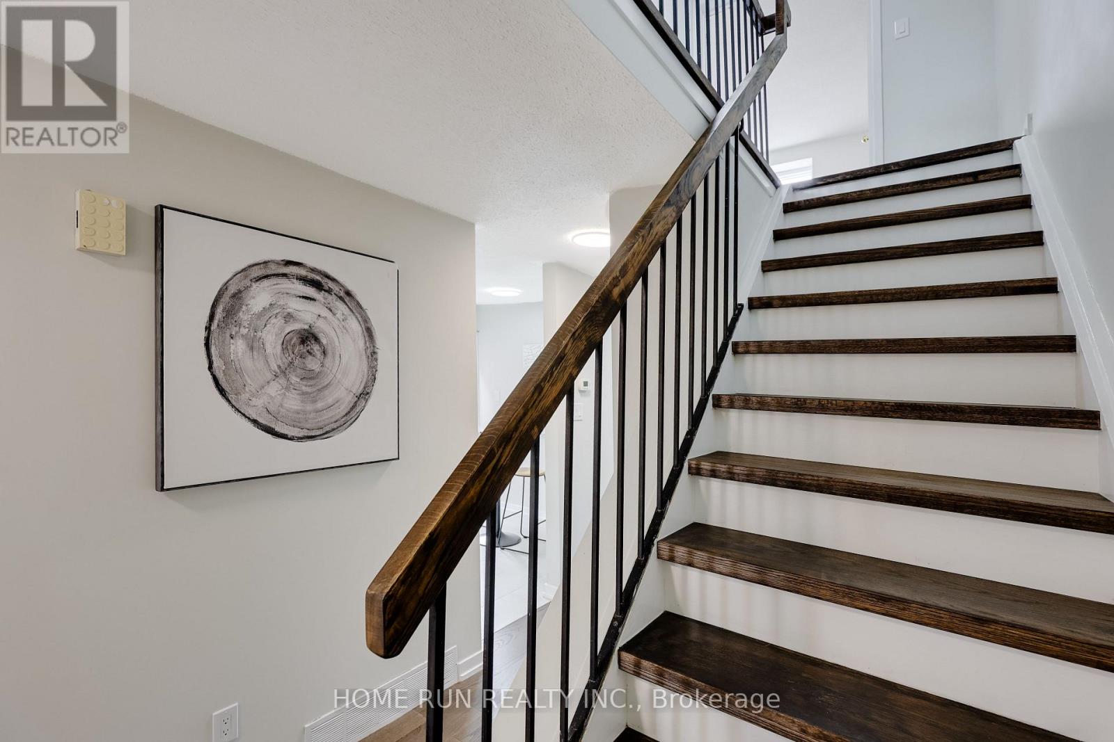 16 Sovereign Avenue, Ottawa, Ontario  K2G 4Y1 - Photo 21 - X12962250