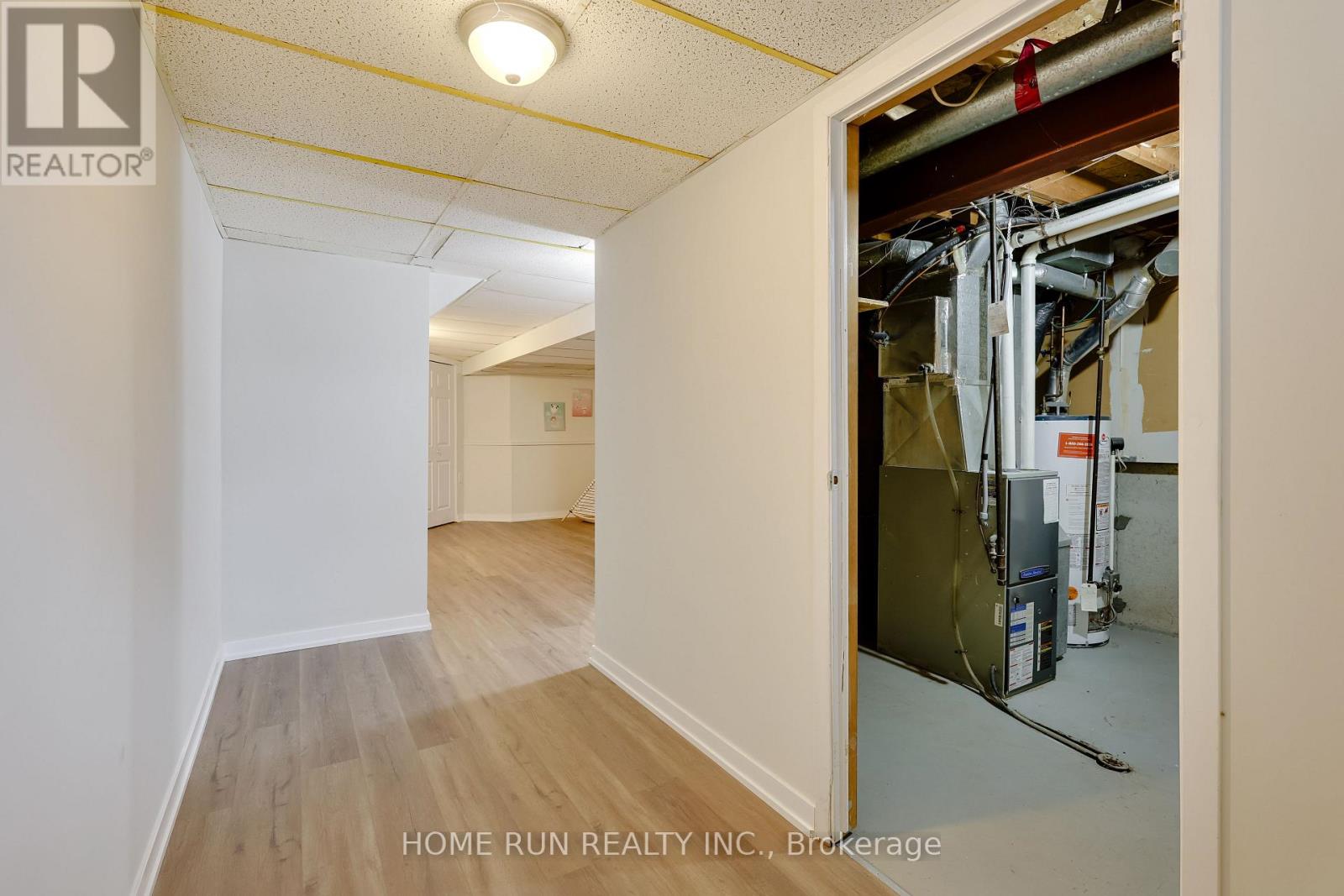 16 Sovereign Avenue, Ottawa, Ontario  K2G 4Y1 - Photo 37 - X12962250