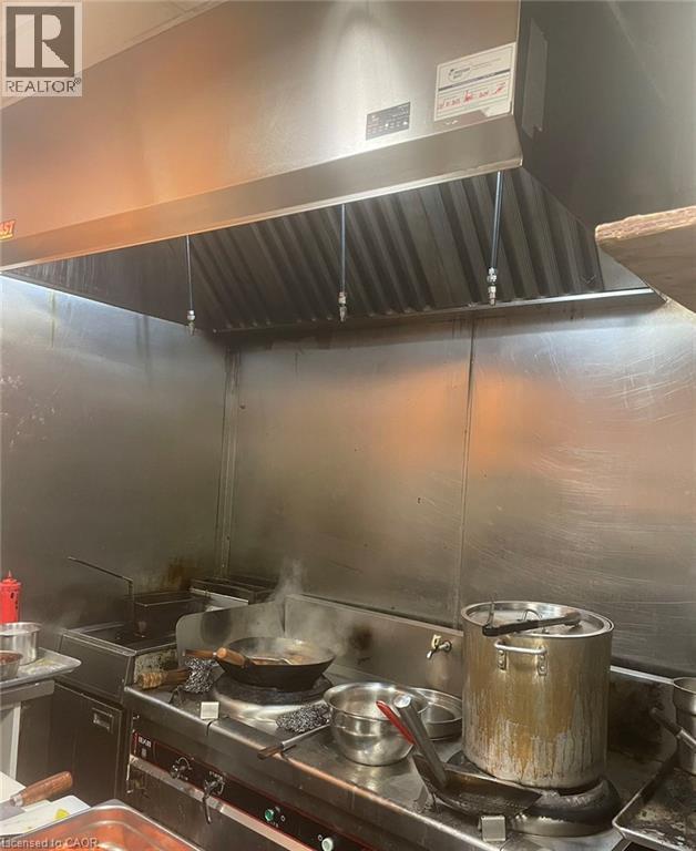 203 Lester Unit# 1, Waterloo, Ontario  N2L 0B5 - Photo 2 - 40803301