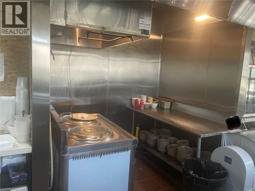 203 Lester Unit# 1, Waterloo, Ontario  N2L 0B5 - Photo 3 - 40803301