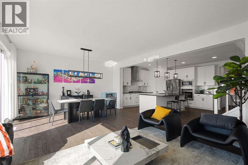 75 Royston Heath NW, Calgary, Alberta