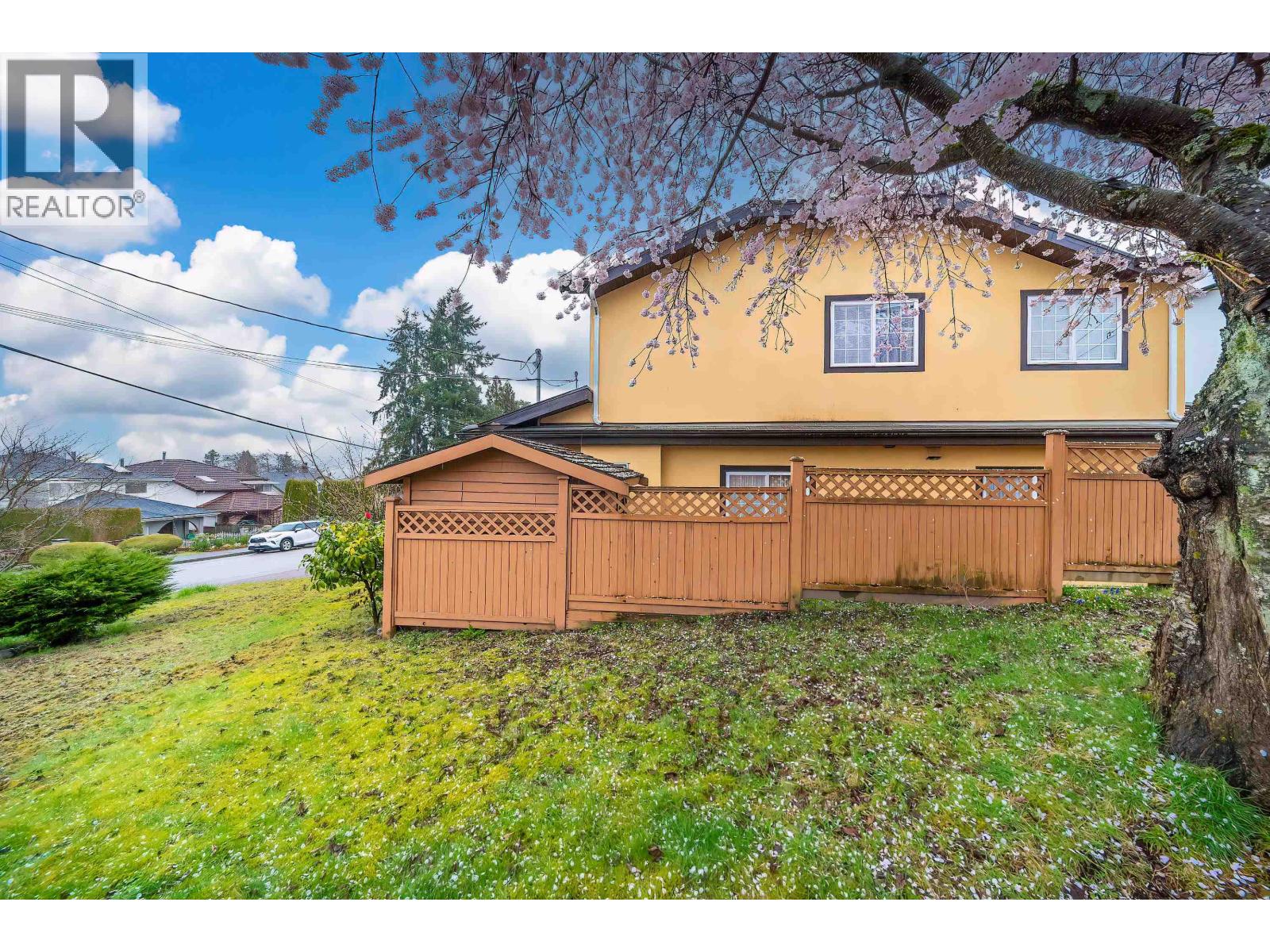 4706 Sardis Street, Burnaby, British Columbia  V5H 1L5 - Photo 16 - R3107198