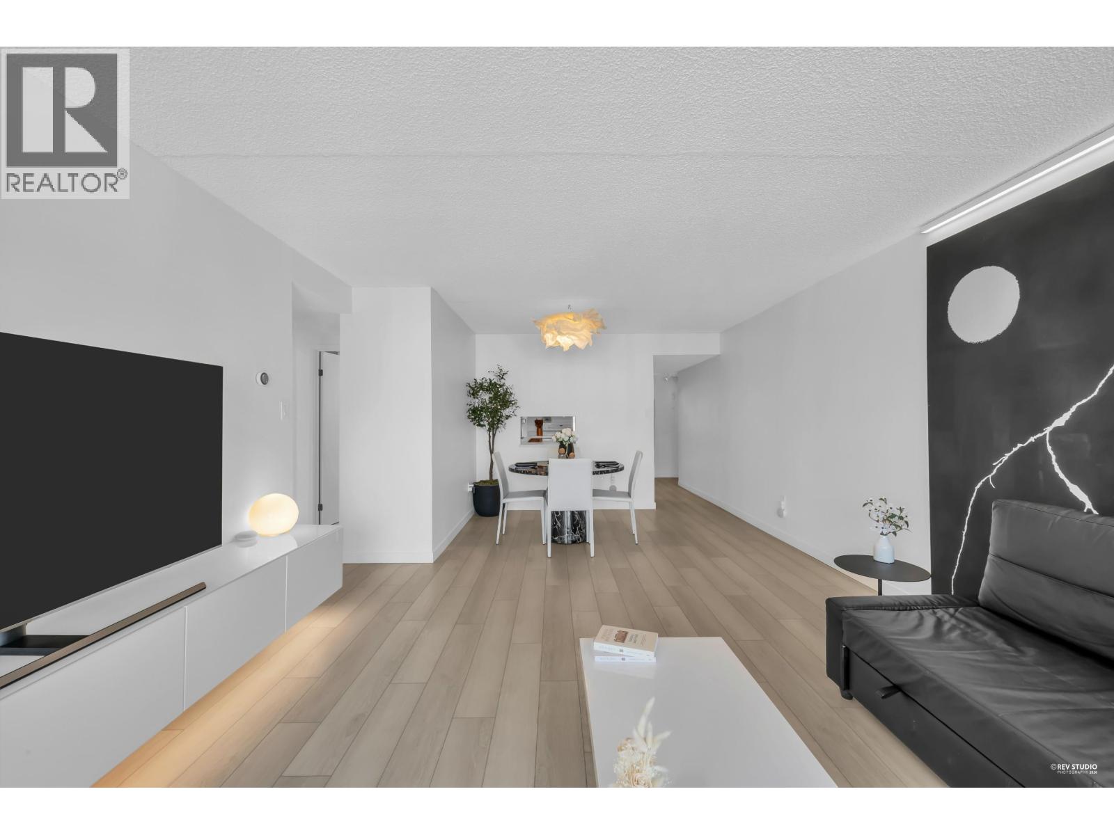 1703 6595 Willingdon Avenue, Burnaby, British Columbia  V5H 4E5 - Photo 3 - R3105605