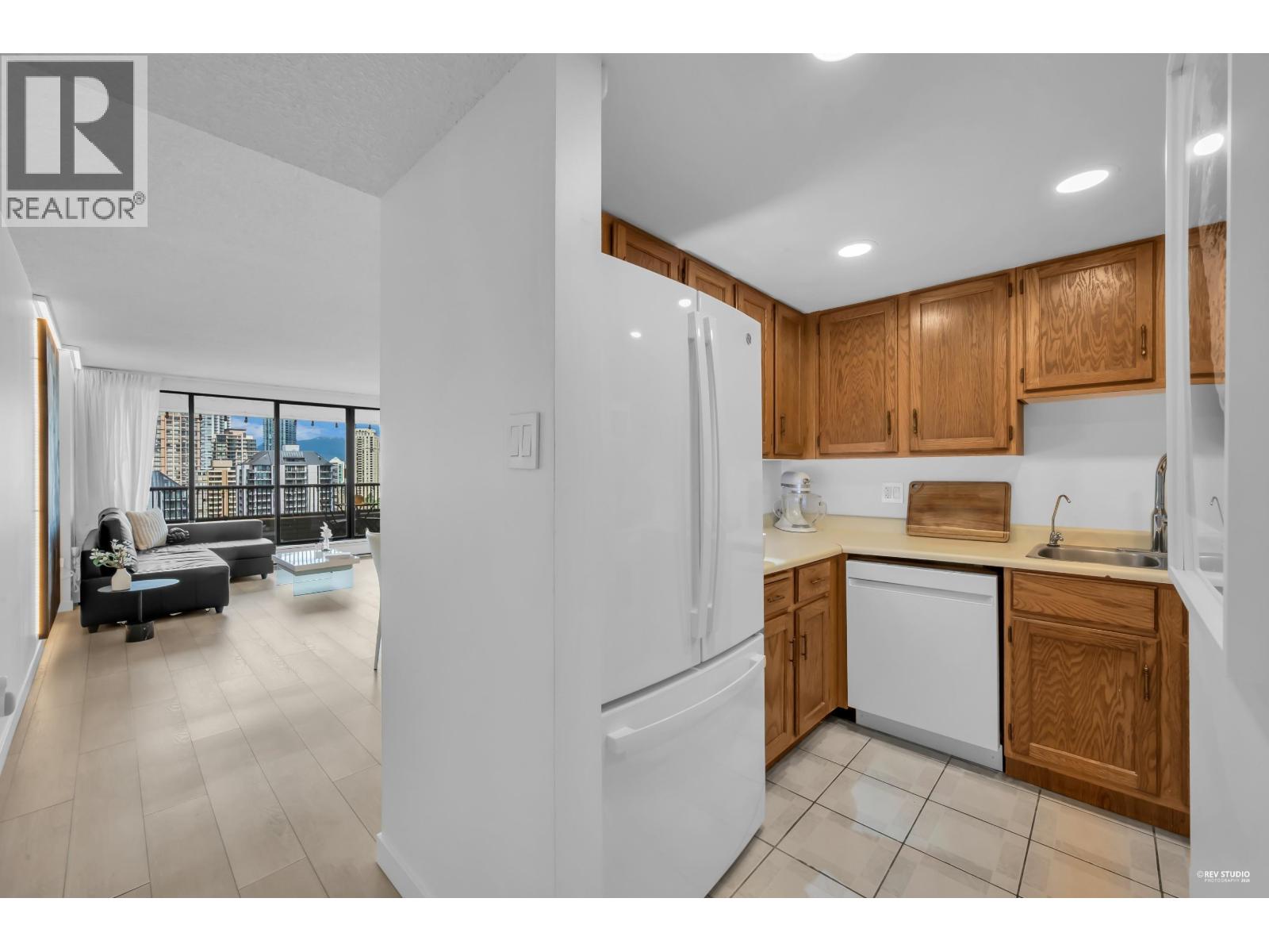 1703 6595 Willingdon Avenue, Burnaby, British Columbia  V5H 4E5 - Photo 22 - R3105605