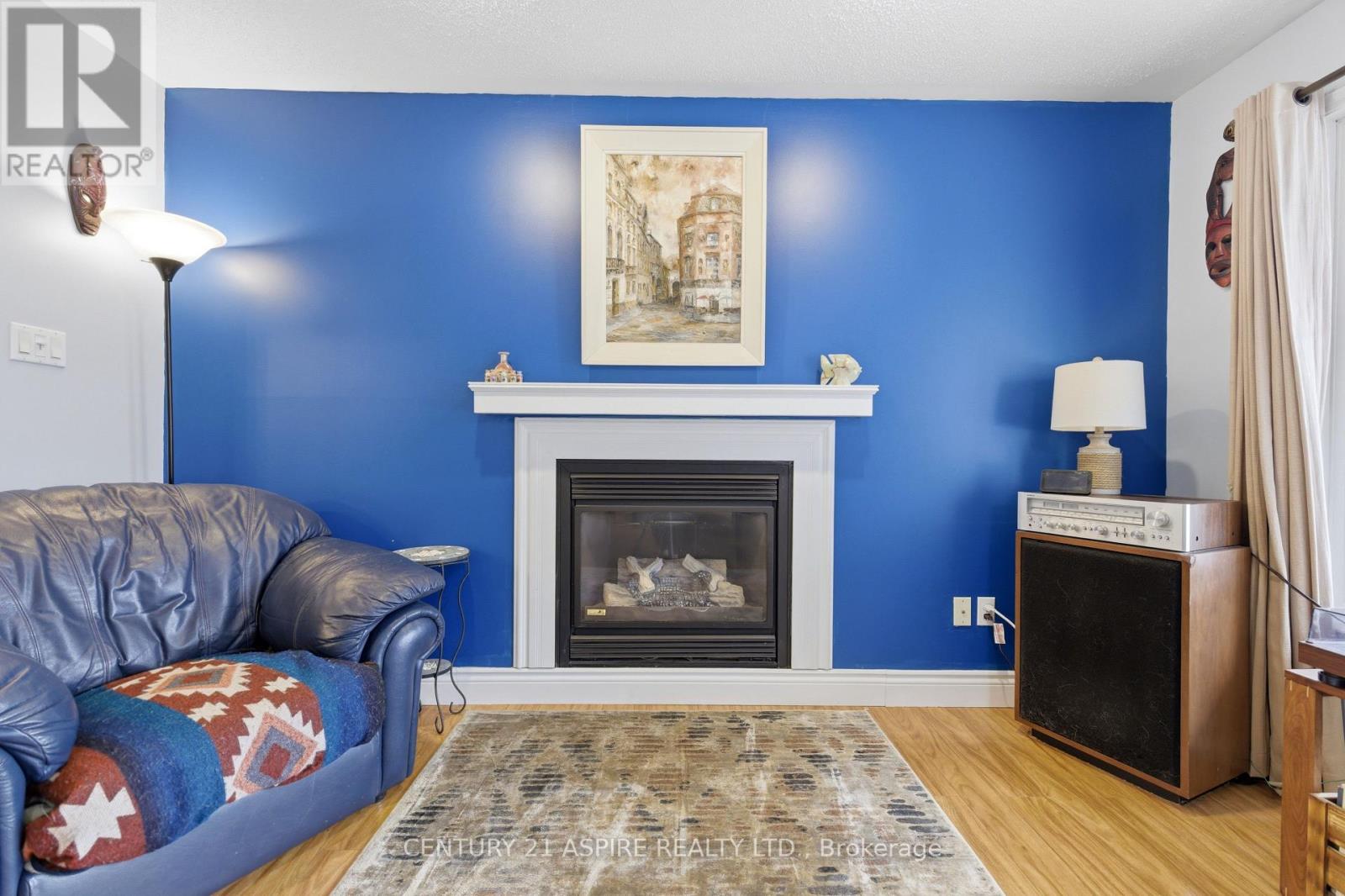 27 Bayshore Drive, Petawawa, Ontario  K8H 3R7 - Photo 11 - X12962426