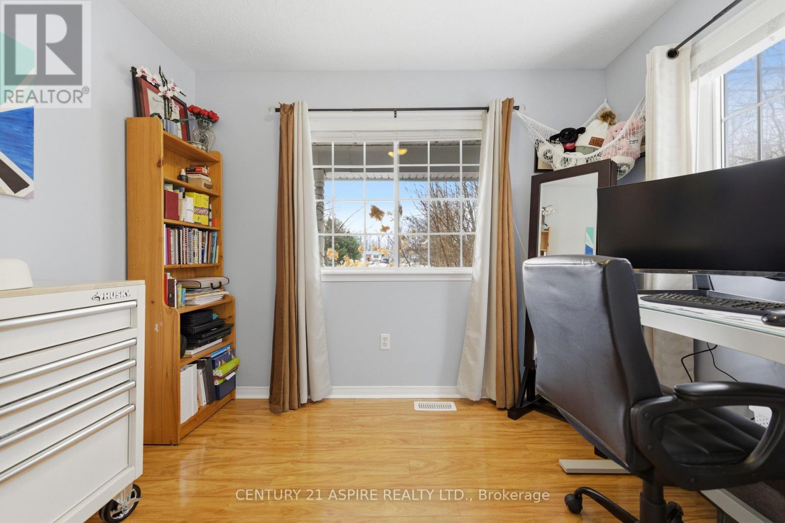 27 Bayshore Drive, Petawawa, Ontario  K8H 3R7 - Photo 26 - X12962426