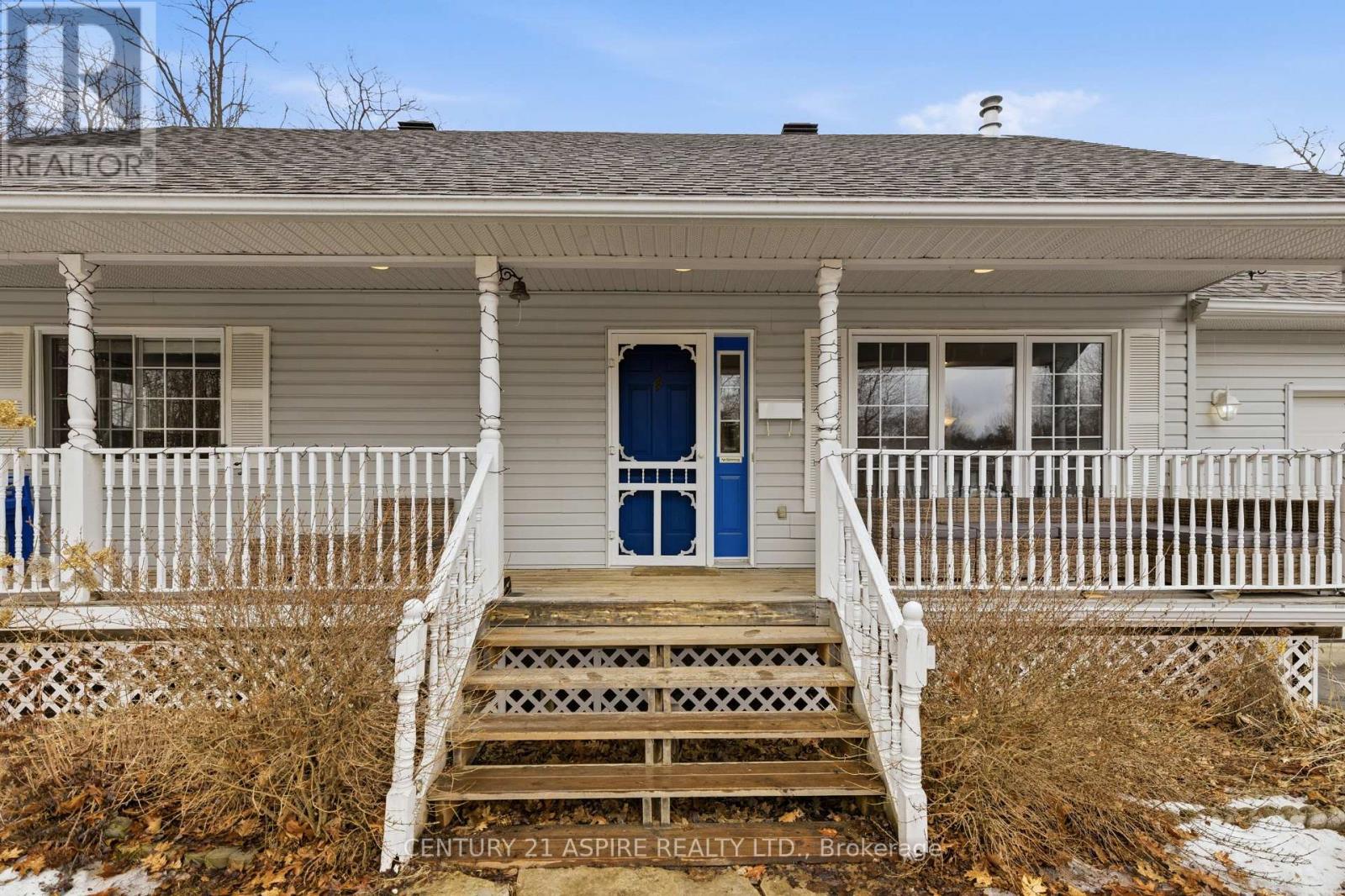 27 Bayshore Drive, Petawawa, Ontario  K8H 3R7 - Photo 7 - X12962426