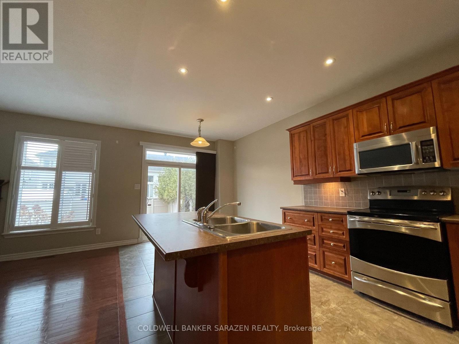 105 August Lily Crescent, Ottawa, Ontario  K1V 2A6 - Photo 11 - X12962428