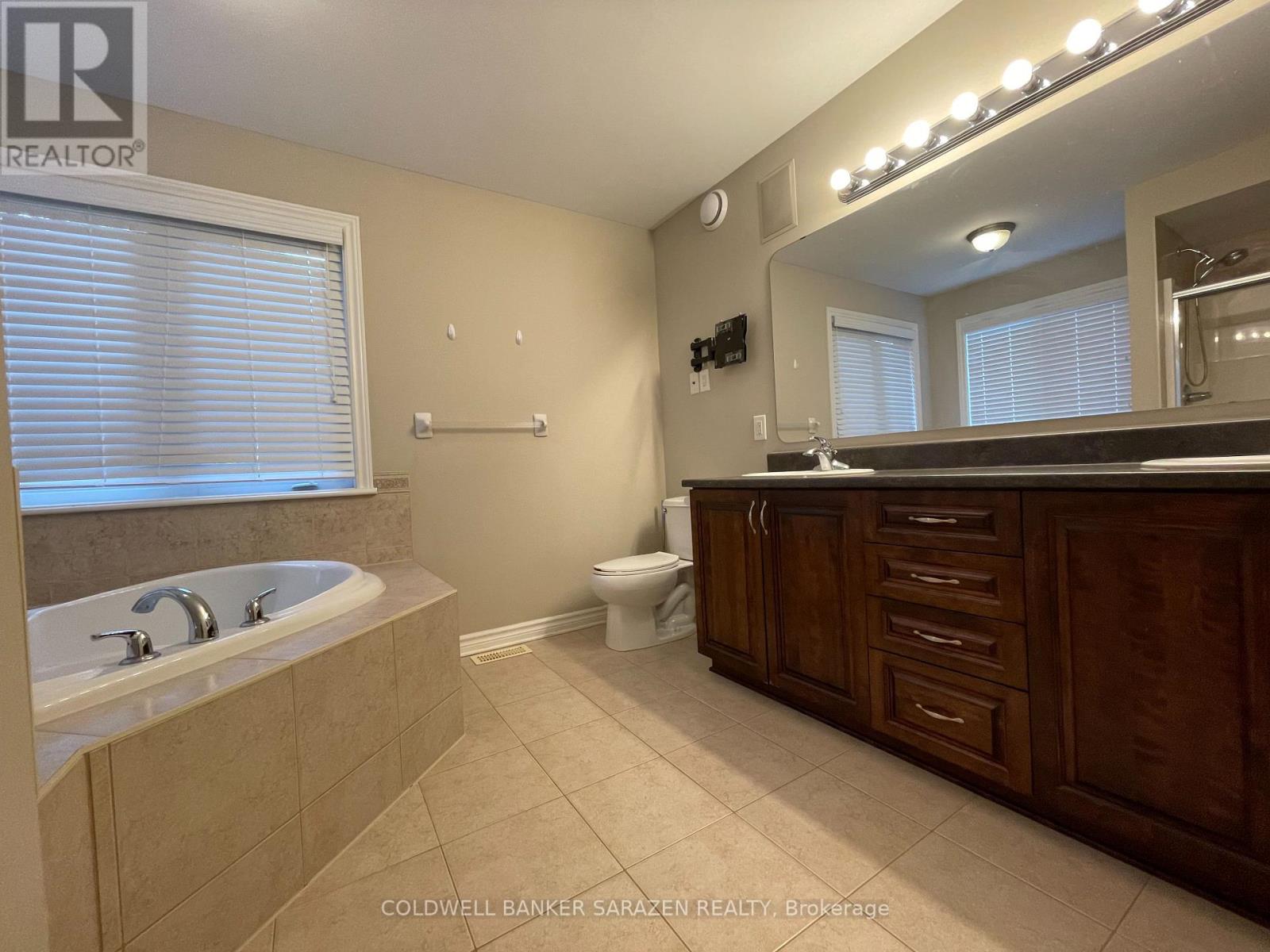 105 August Lily Crescent, Ottawa, Ontario  K1V 2A6 - Photo 15 - X12962428