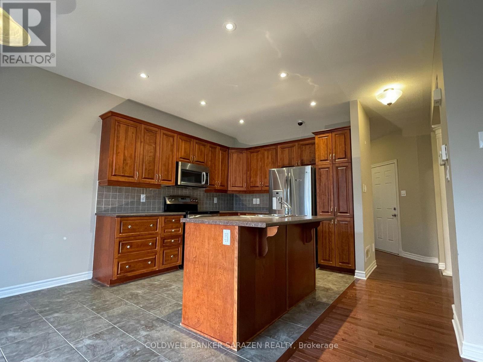 105 August Lily Crescent, Ottawa, Ontario  K1V 2A6 - Photo 9 - X12962428