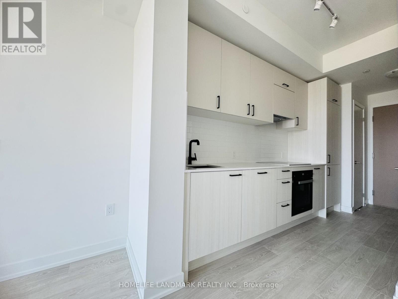 1108 - 5 Quarrington Lane, Toronto, Ontario  M3C 0S5 - Photo 6 - C12942396