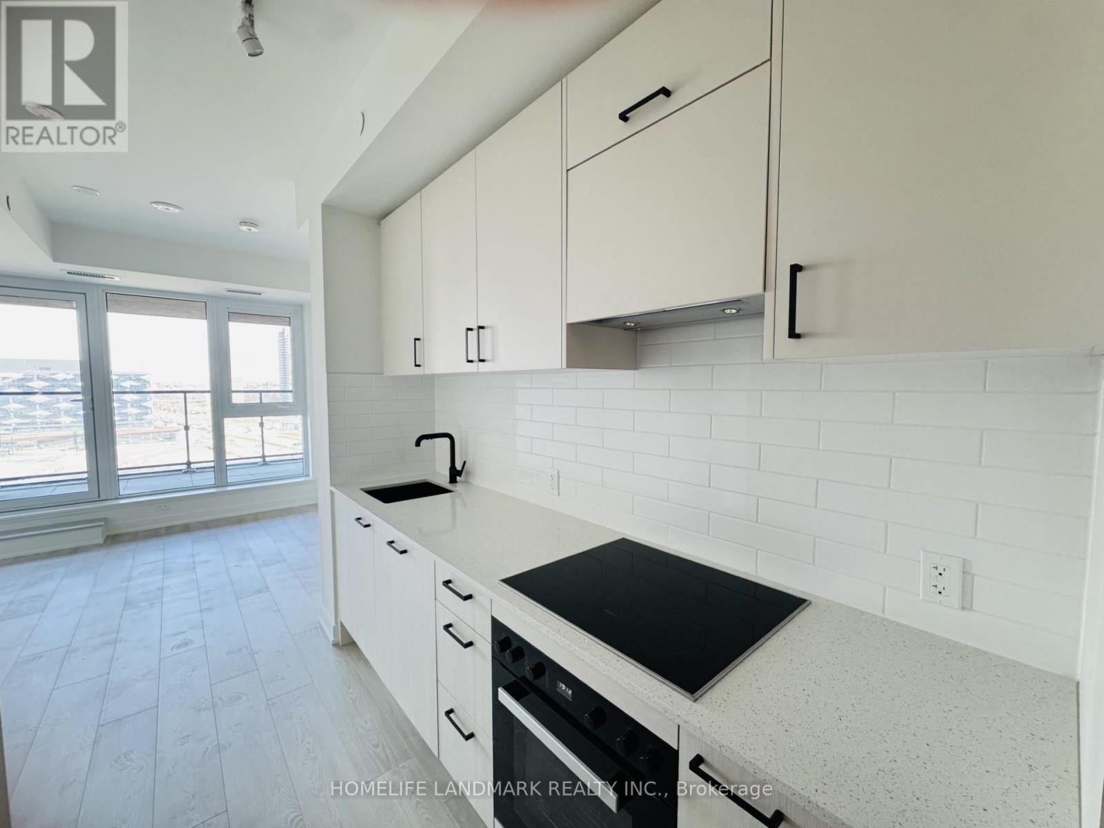 1108 - 5 Quarrington Lane, Toronto, Ontario  M3C 0S5 - Photo 4 - C12942396