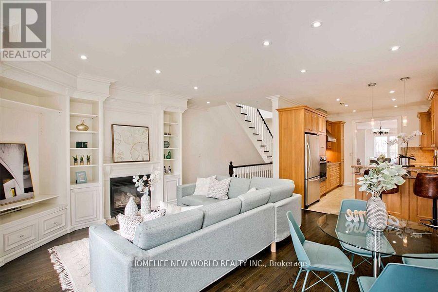 7 Roslin Avenue, Toronto, Ontario  M4N 1Y8 - Photo 10 - C12962416