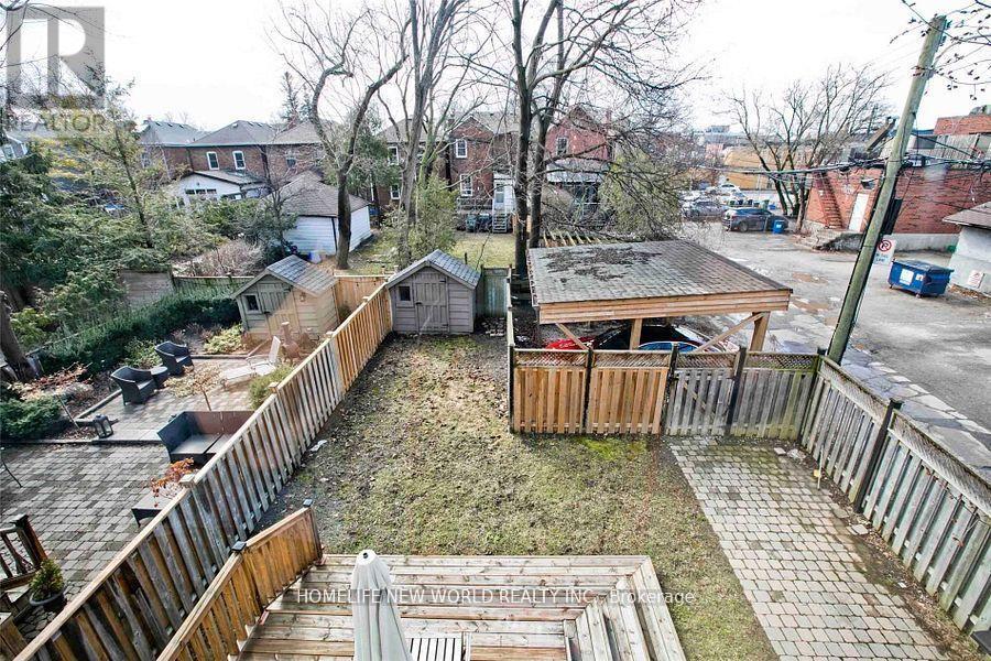 7 Roslin Avenue, Toronto, Ontario  M4N 1Y8 - Photo 25 - C12962416