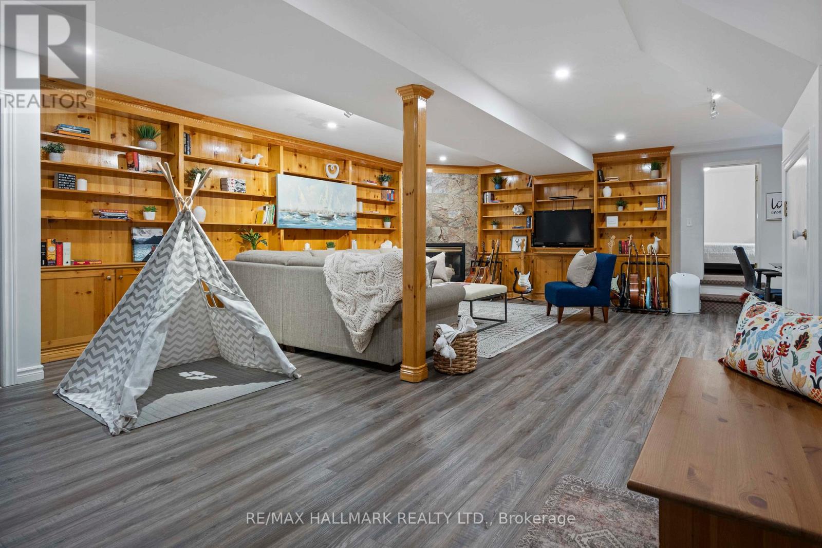 24 Glencairn Avenue, Toronto, Ontario  M4R 1M5 - Photo 32 - C12962420