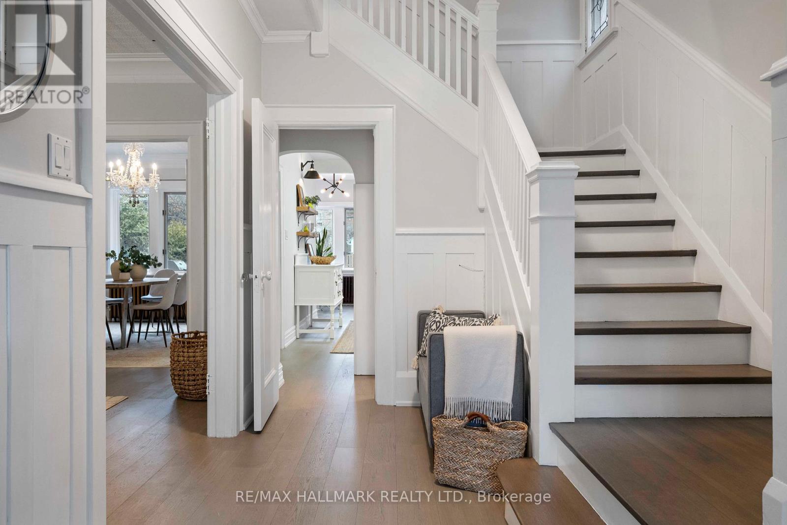 24 Glencairn Avenue, Toronto, Ontario  M4R 1M5 - Photo 6 - C12962420