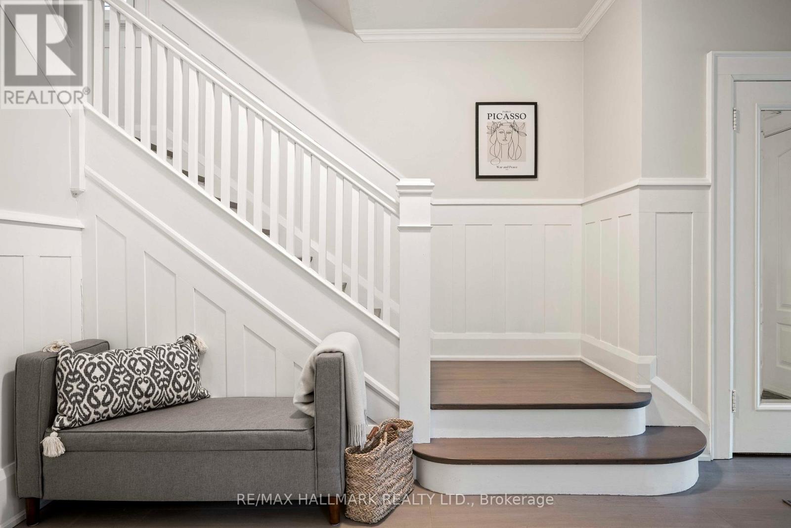 24 Glencairn Avenue, Toronto, Ontario  M4R 1M5 - Photo 8 - C12962420