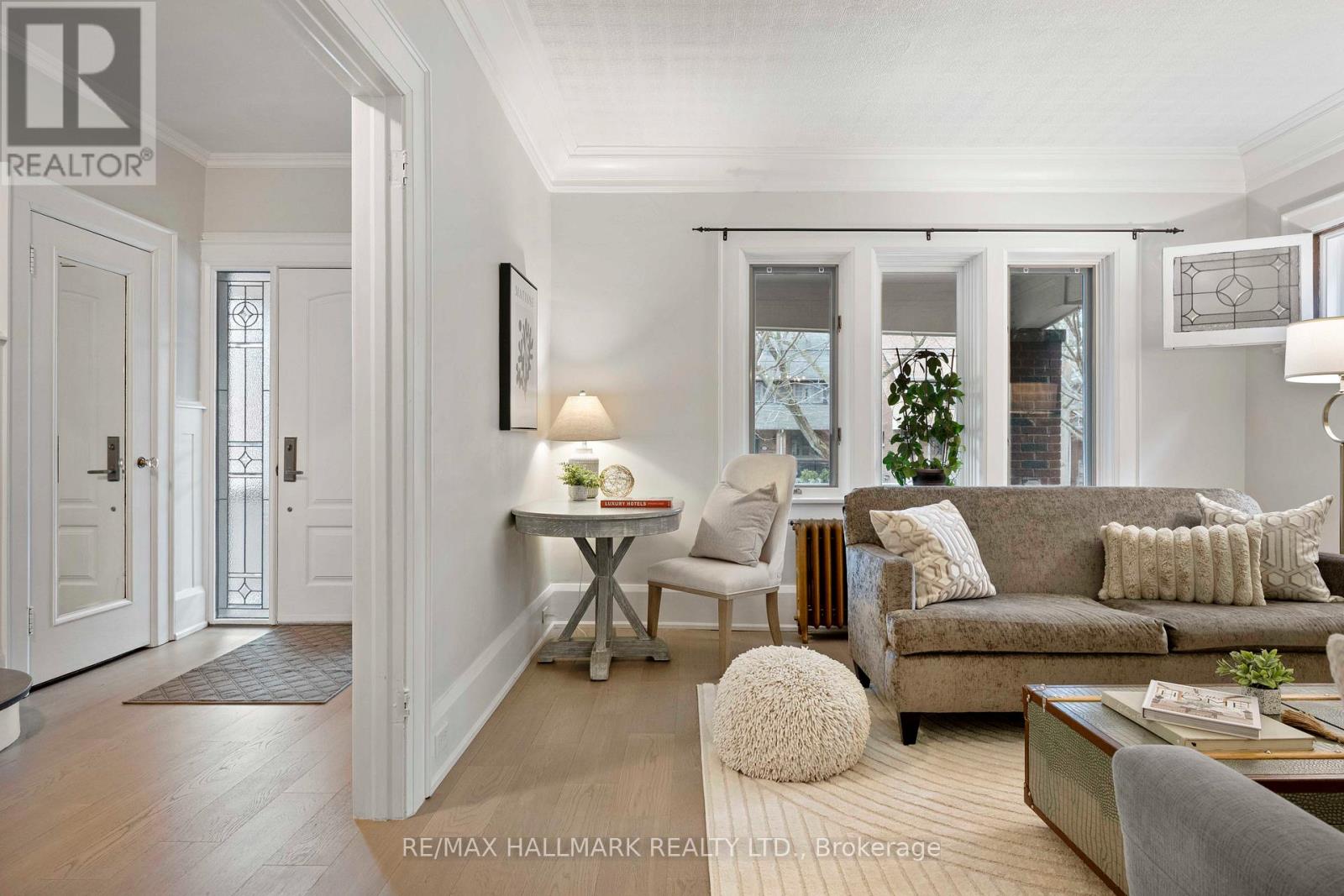 24 Glencairn Avenue, Toronto, Ontario  M4R 1M5 - Photo 9 - C12962420