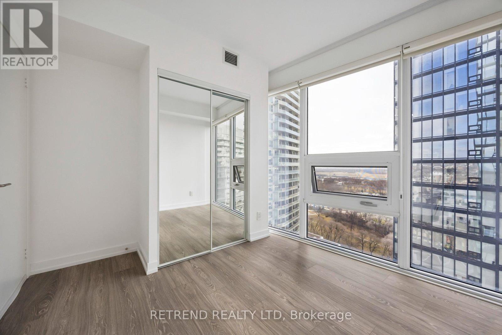 2206 - 19 Western Battery Road, Toronto, Ontario  M6K 0E3 - Photo 17 - C12962440