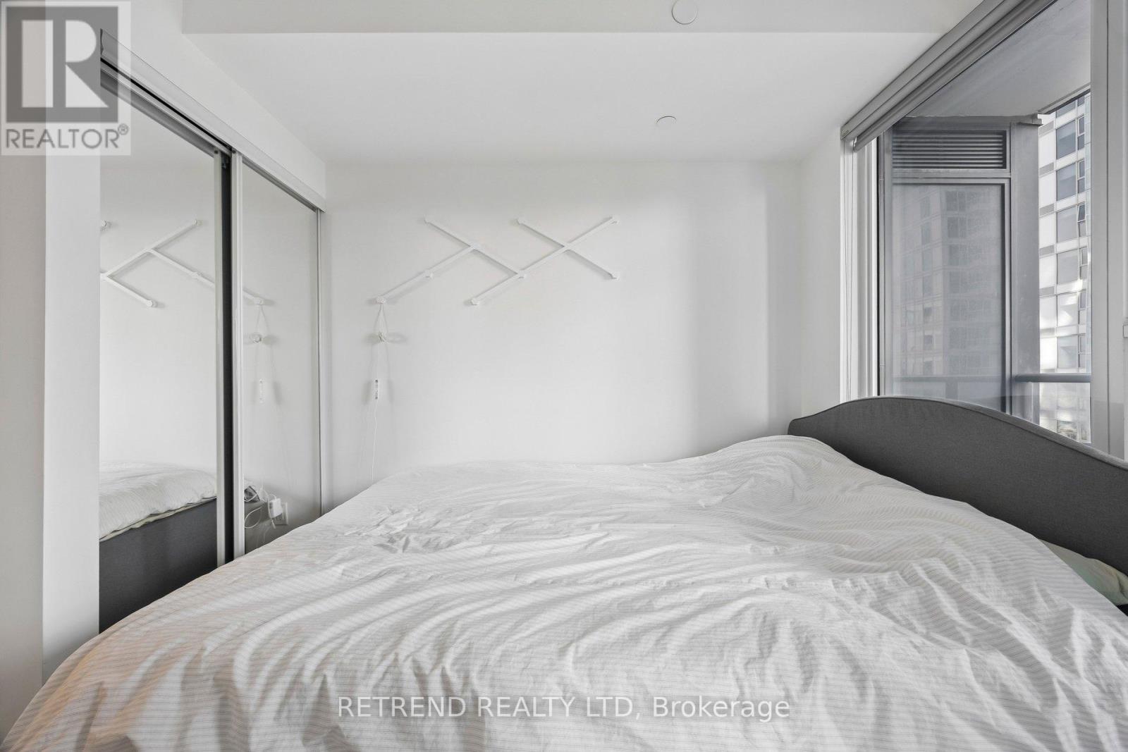 2206 - 19 Western Battery Road, Toronto, Ontario  M6K 0E3 - Photo 21 - C12962440