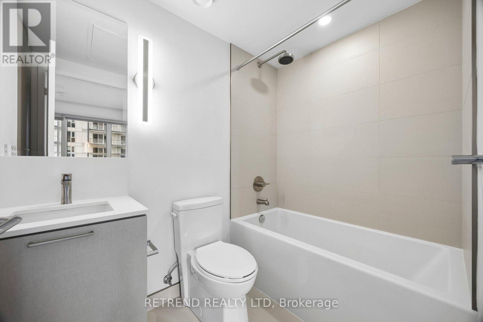 2206 - 19 Western Battery Road, Toronto, Ontario  M6K 0E3 - Photo 24 - C12962440