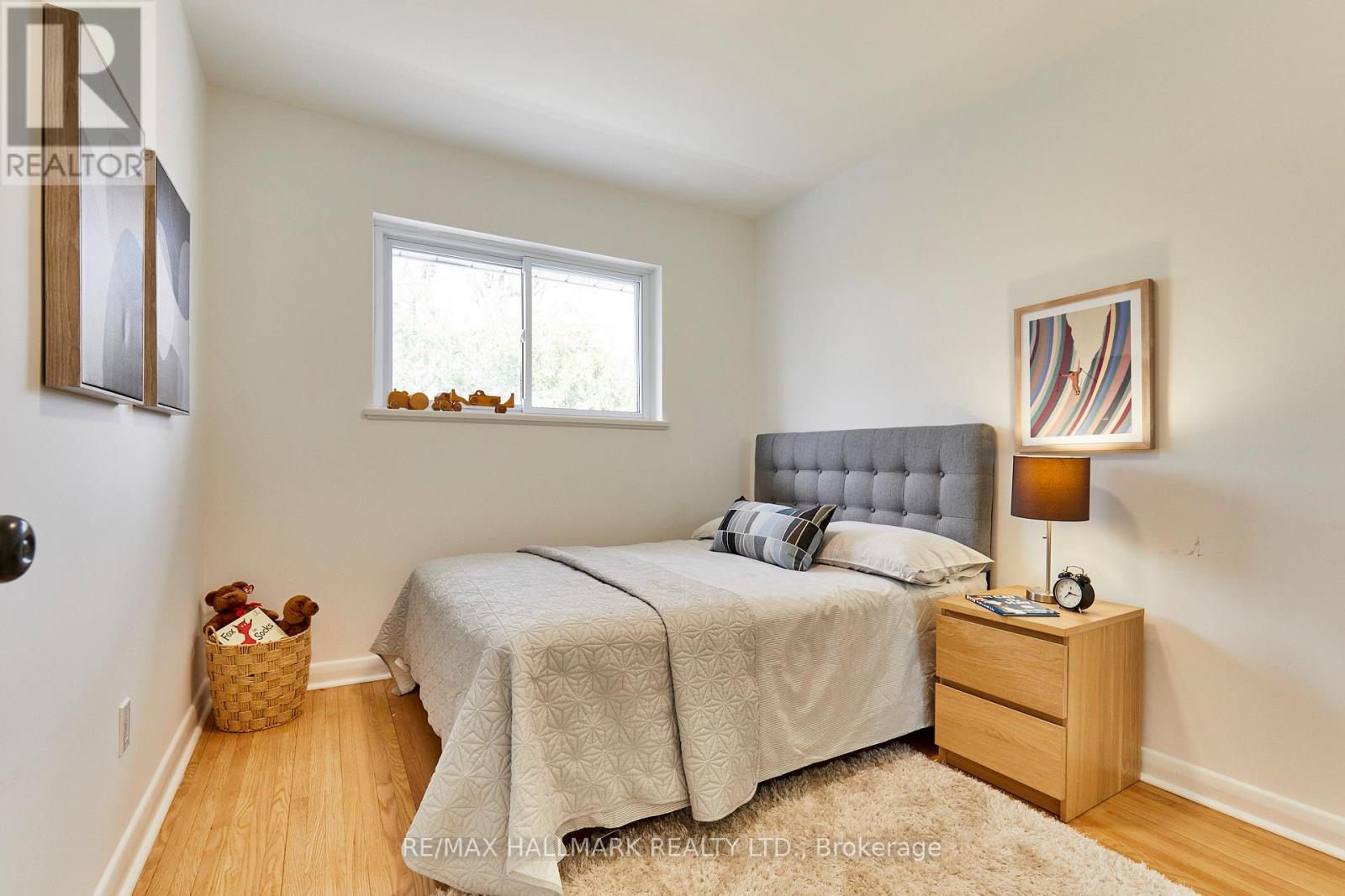 194 Sloane Avenue, Toronto, Ontario  M4A 2C6 - Photo 15 - C12962442