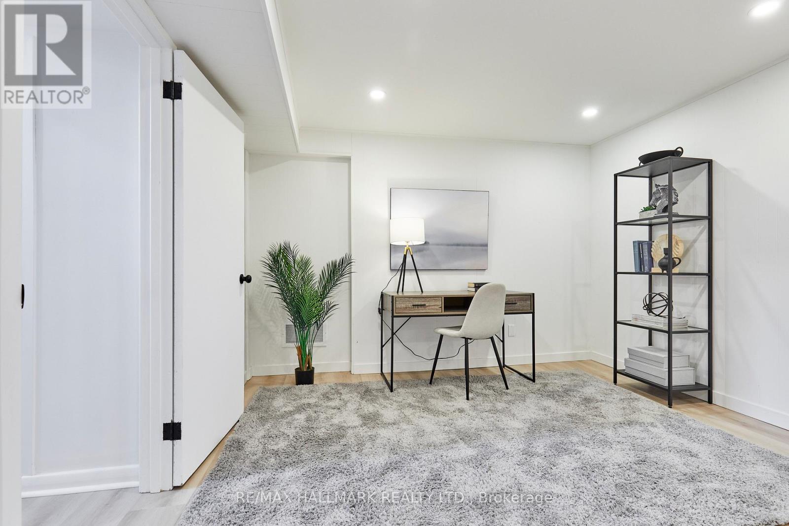 194 Sloane Avenue, Toronto, Ontario  M4A 2C6 - Photo 23 - C12962442